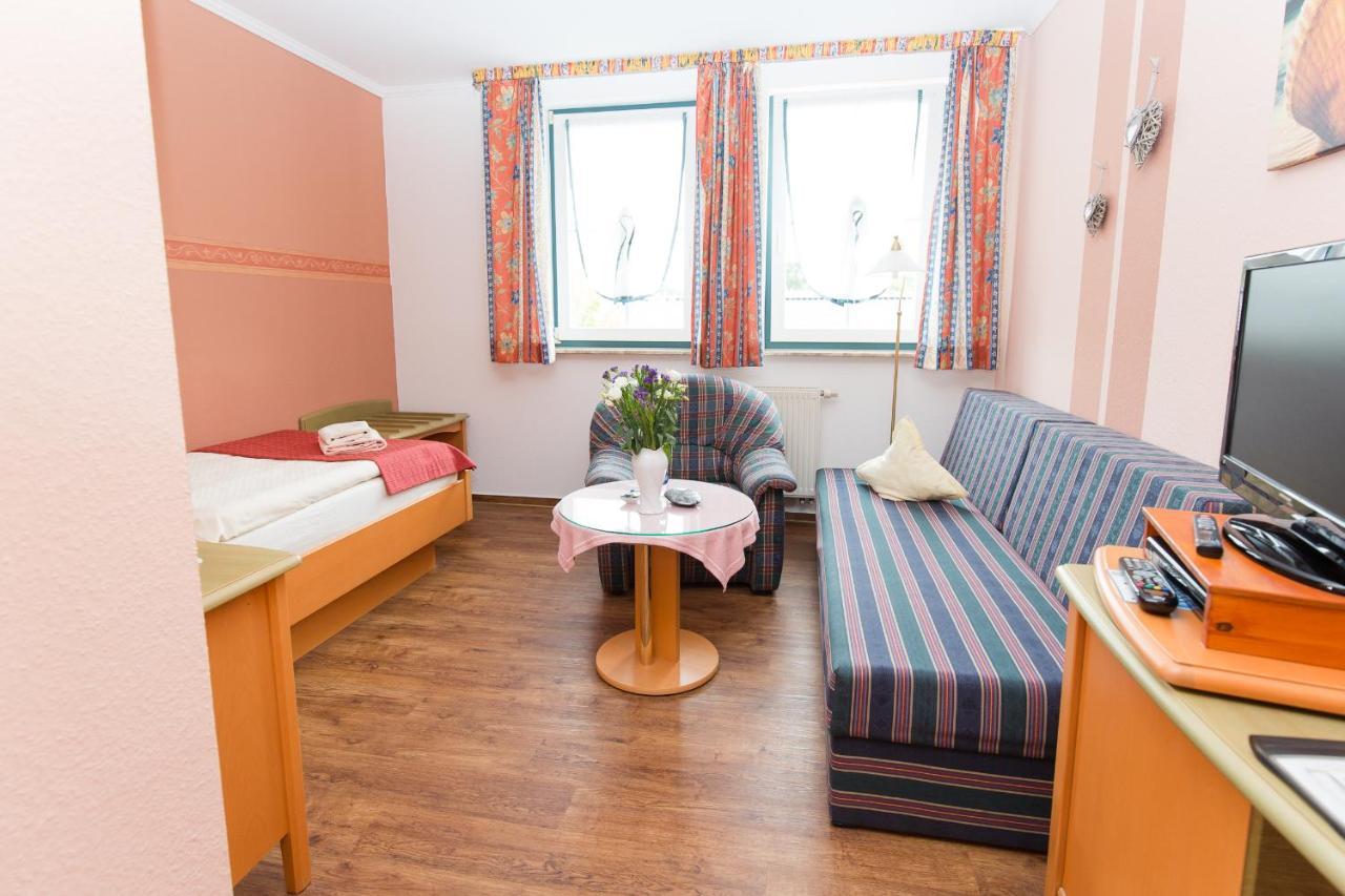 Hotel Garni Am Deich Zingst Ngoại thất bức ảnh
