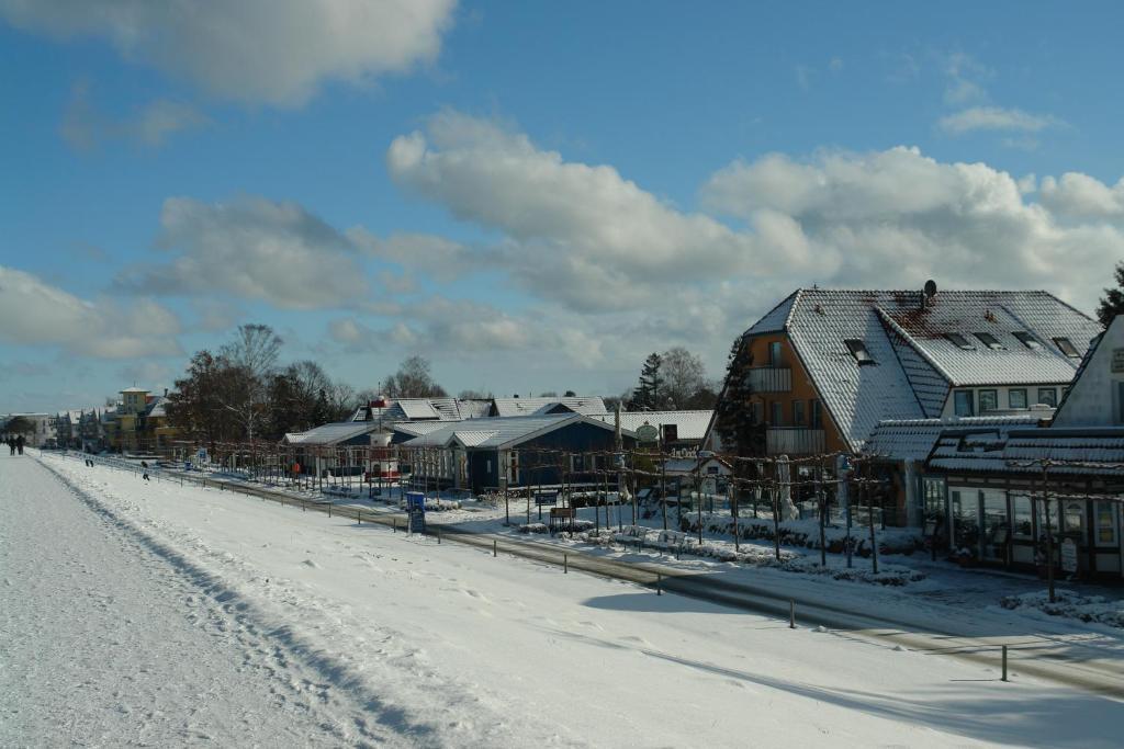 Hotel Garni Am Deich Zingst Ngoại thất bức ảnh